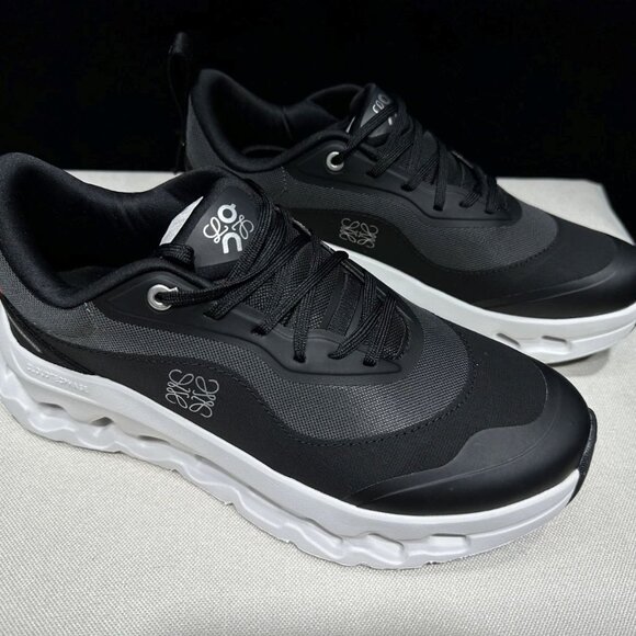 On x LOEWE Cloudtilt 2.0 Black Men's Sneakers Shoes - Picture 2 of 6